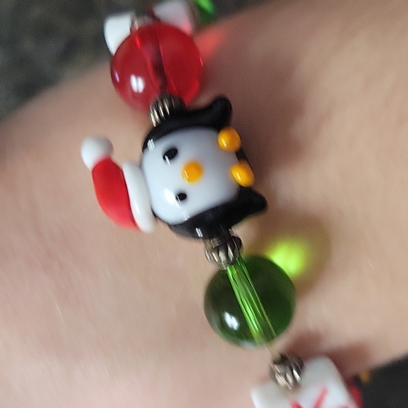 Christmas Bracelet - Picture 3 of 6